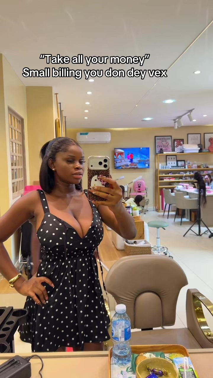 @Amara🦋💕