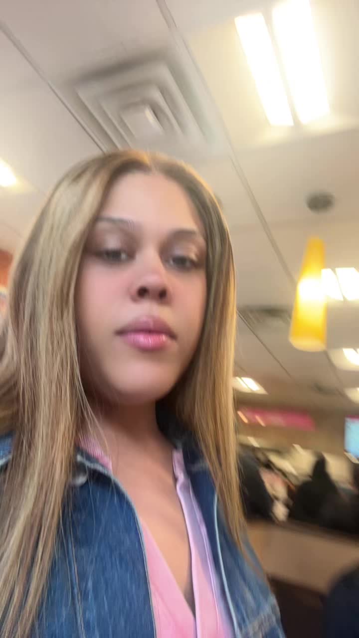@whyshesopink