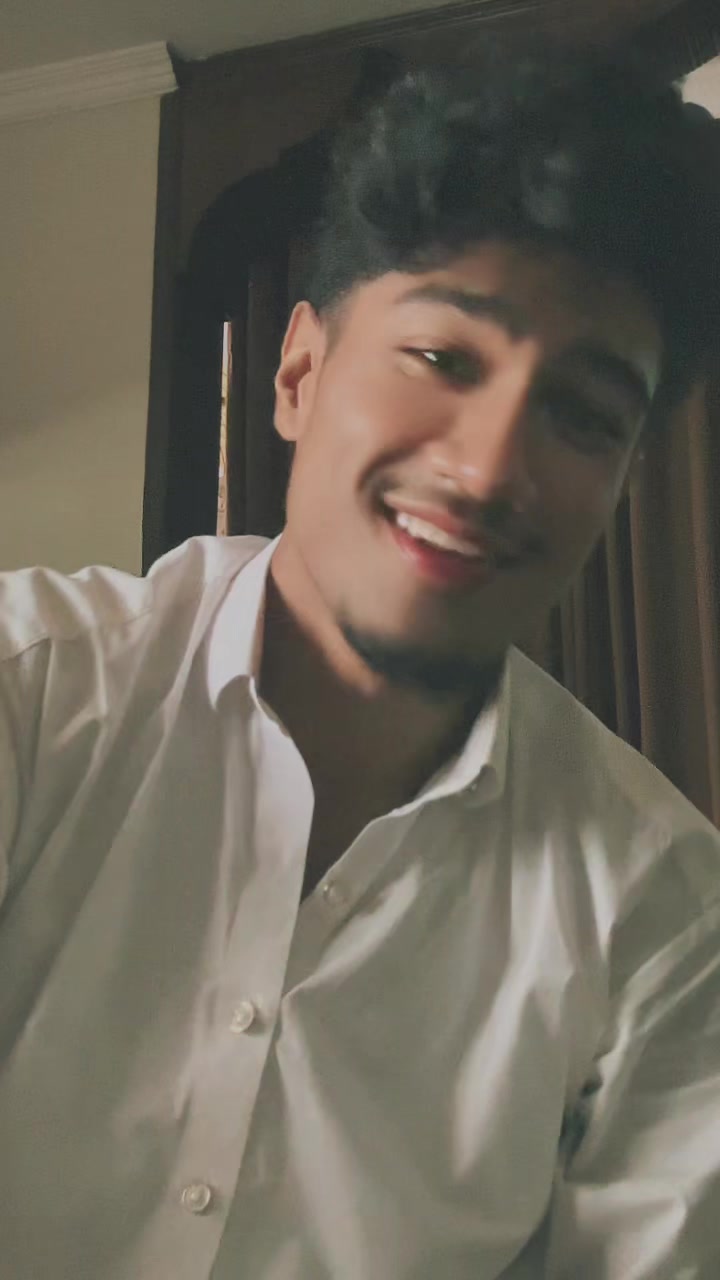 @𝐌𝐞𝐞𝐫𝐚𝐧🕊️