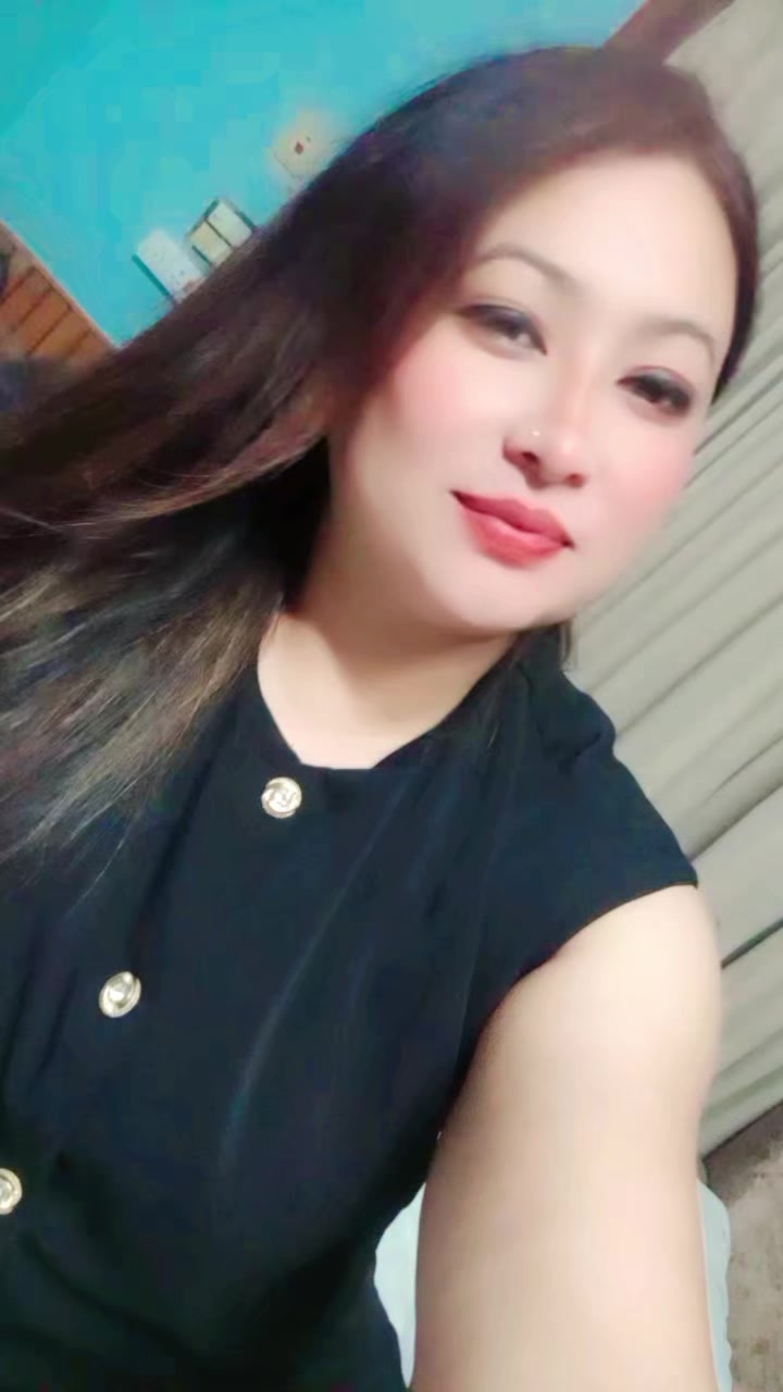 @Glossy sarmila