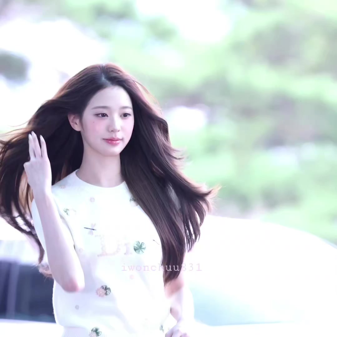 @Lỏ love wonyoung