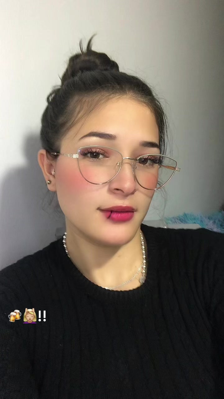 @Alejandra🫶🏼