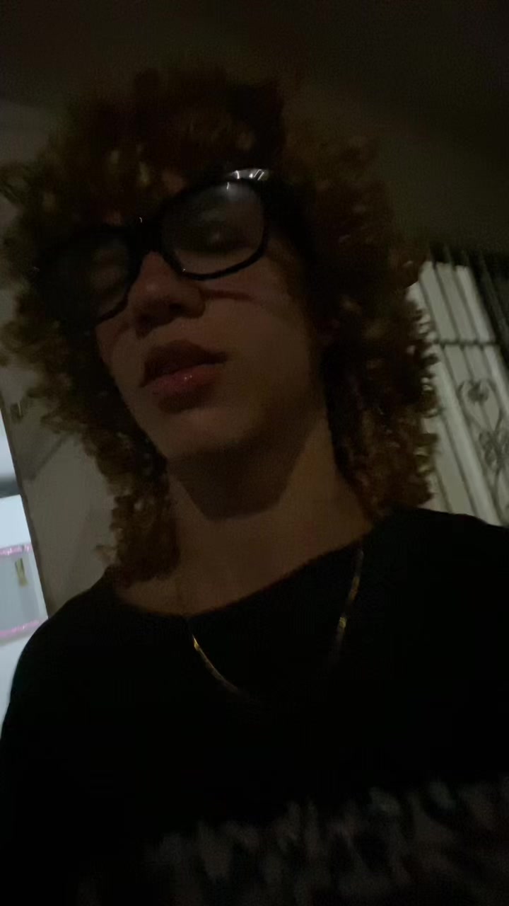 @𝖆𝖓𝖉𝖗𝖊𝖘 𝖙𝖊𝖈𝖈𝖆🧑🏼&zwj;🦱