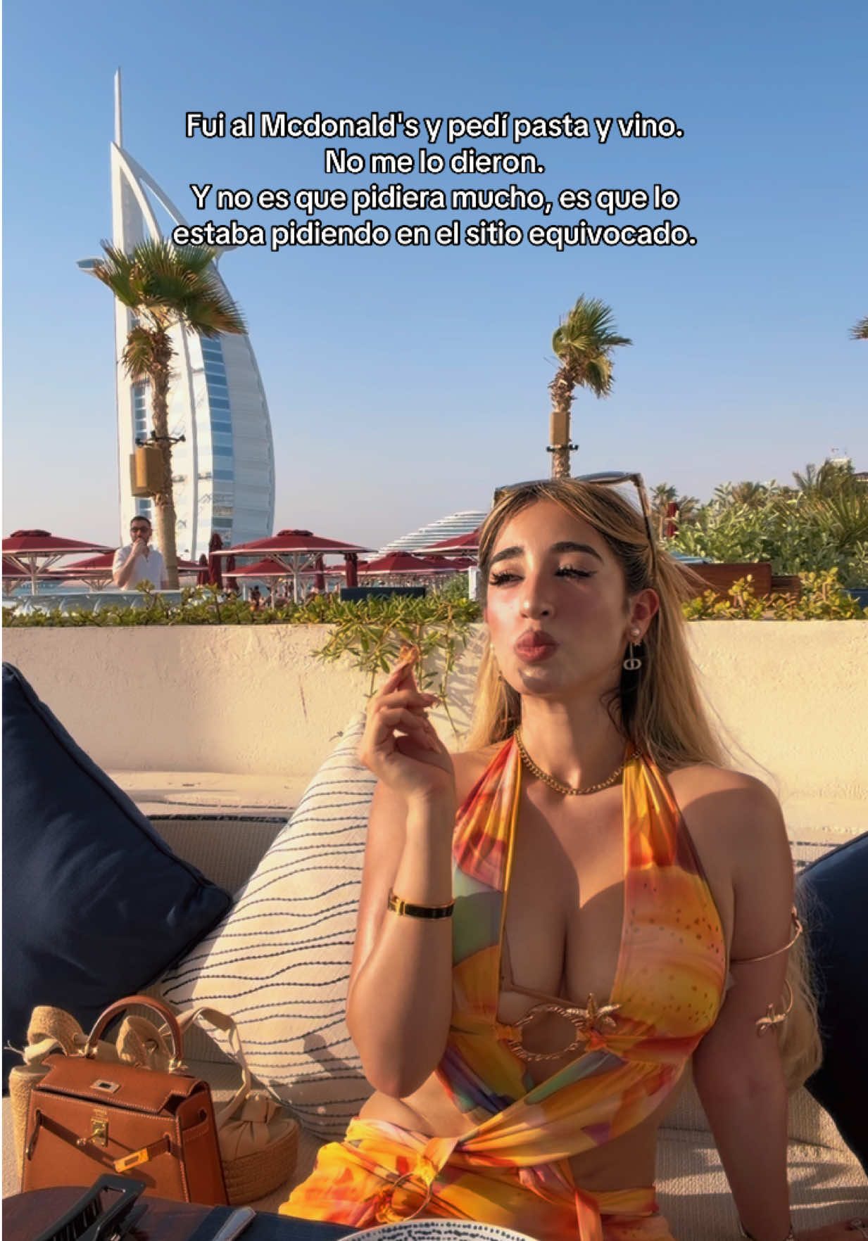 @QueenBuenrostro
