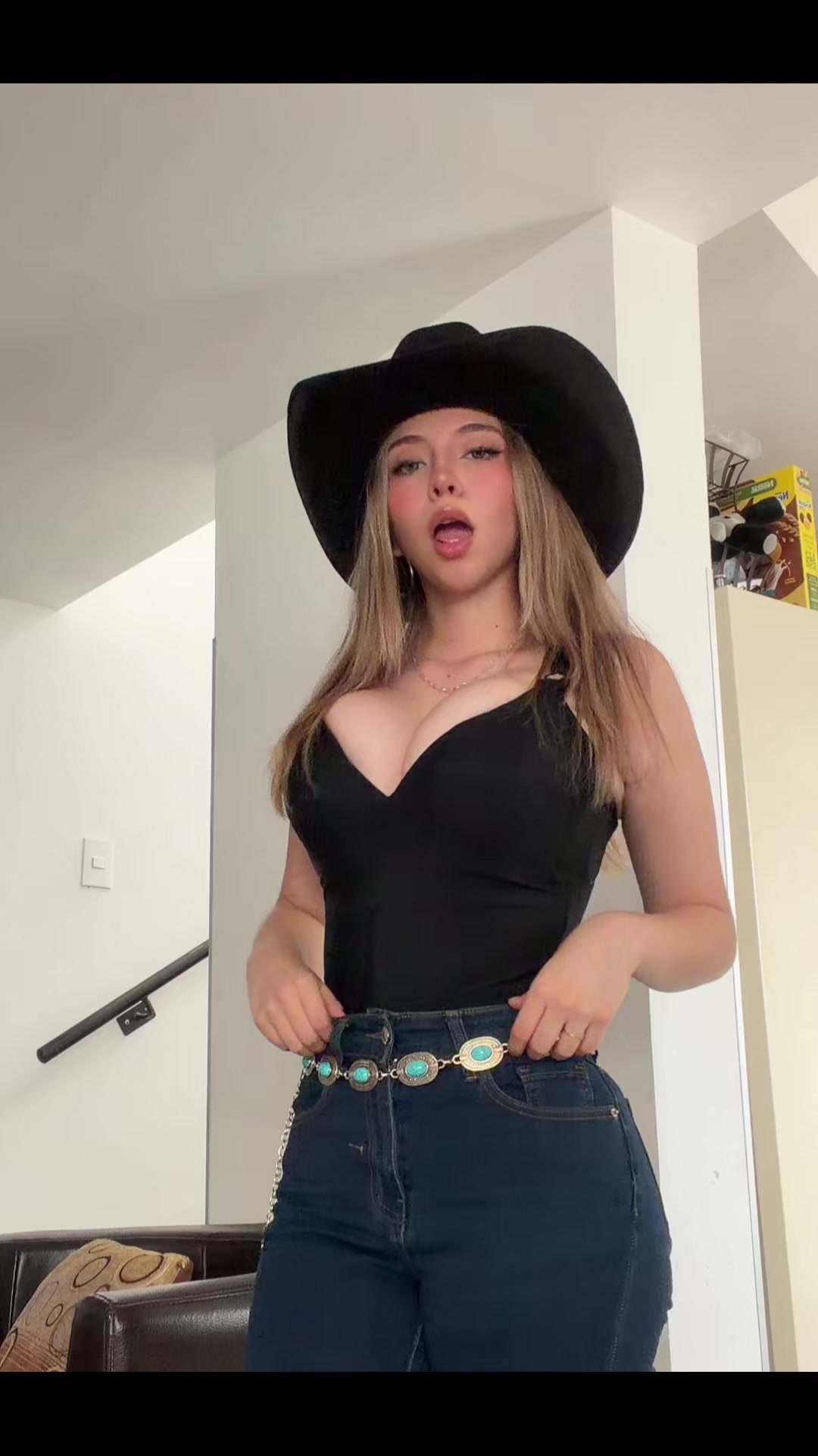 @Jatziry López