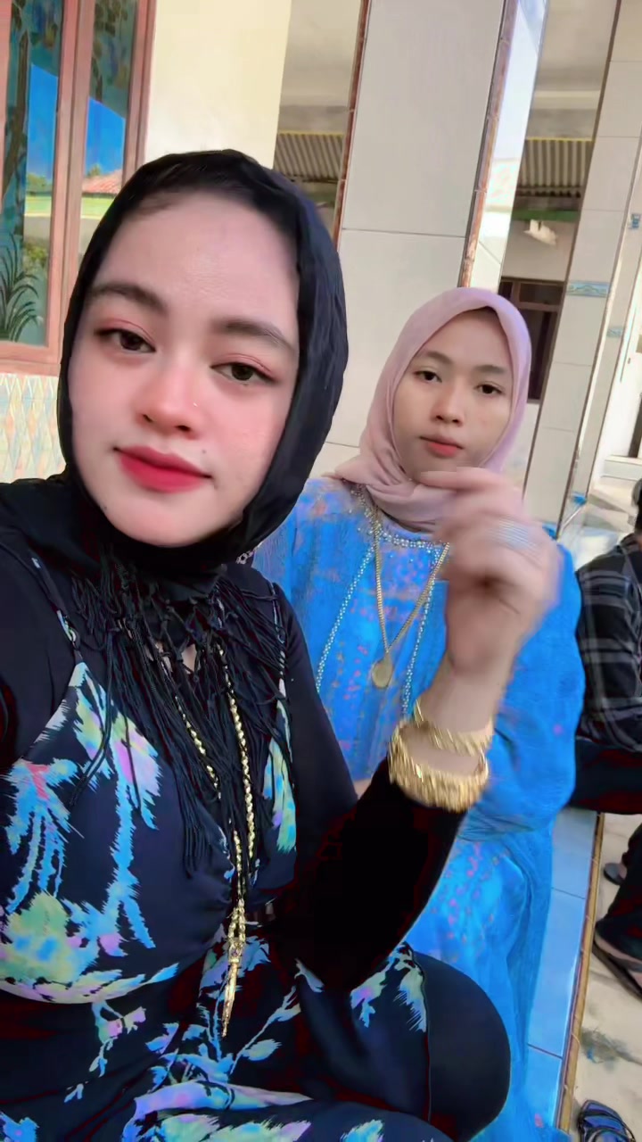 @putri bhawell