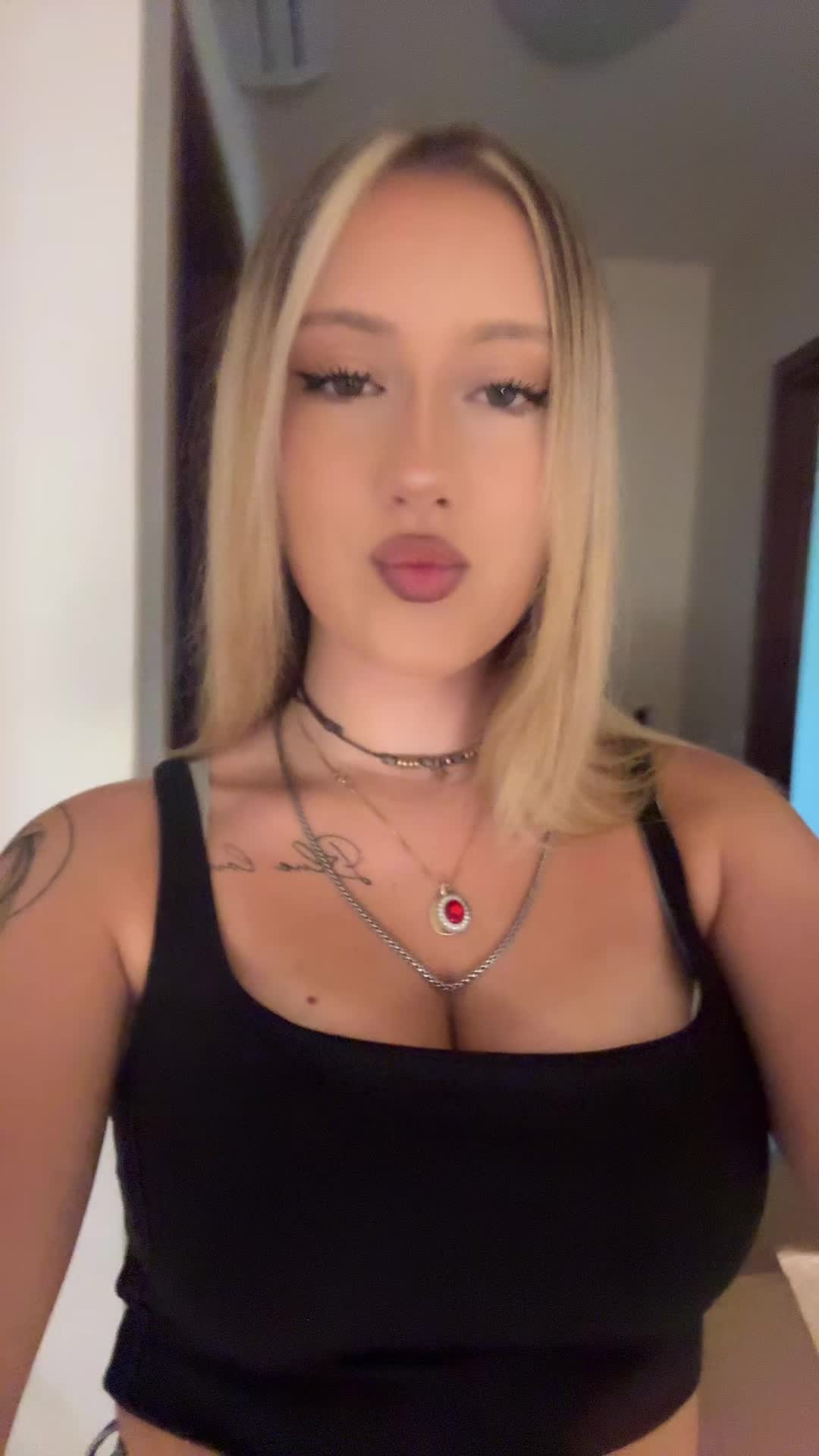@ilariaa_aa_