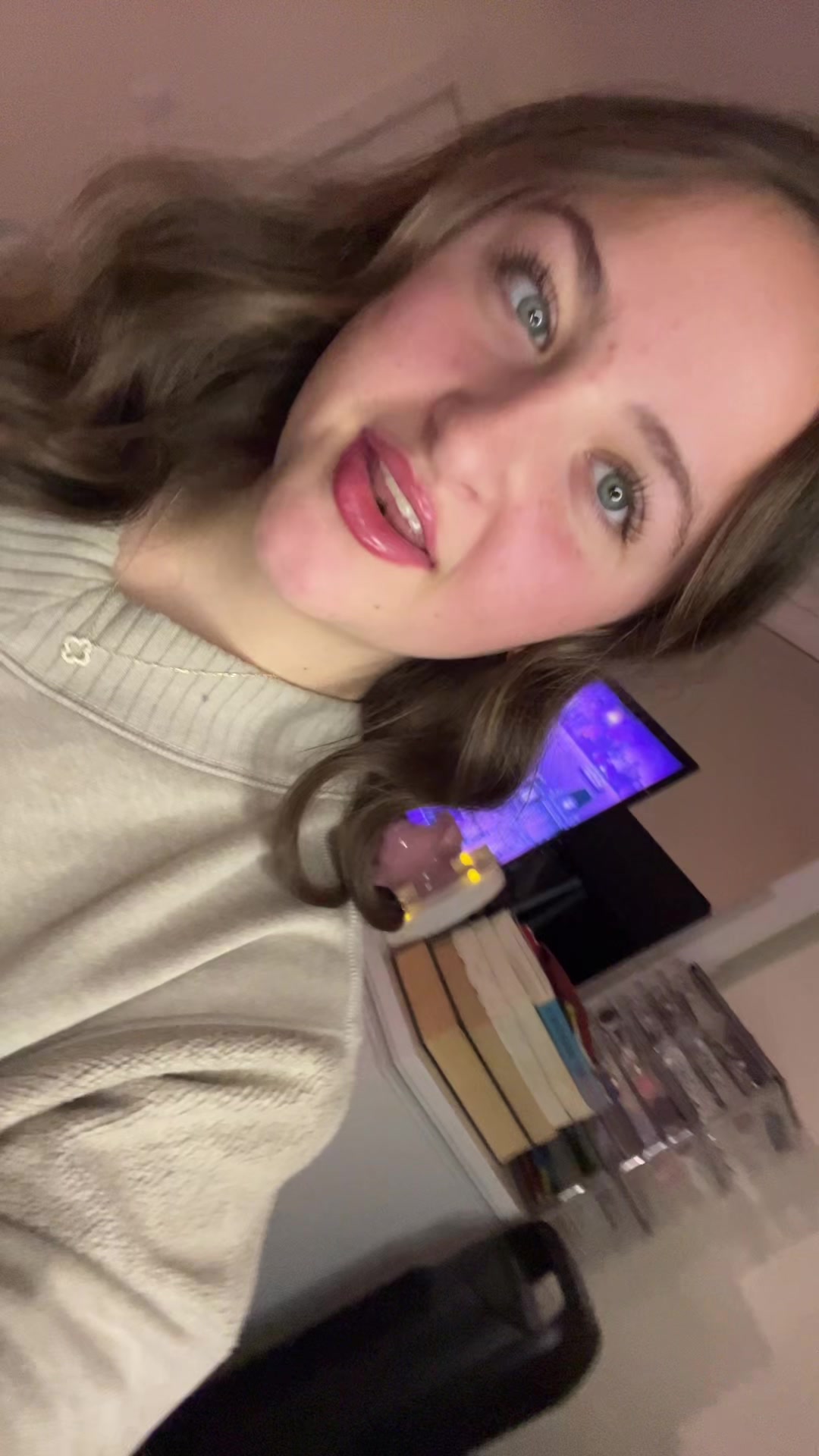 @Claire_friars