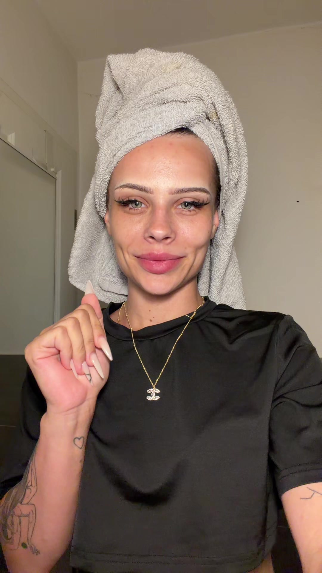 @laraa.bttn