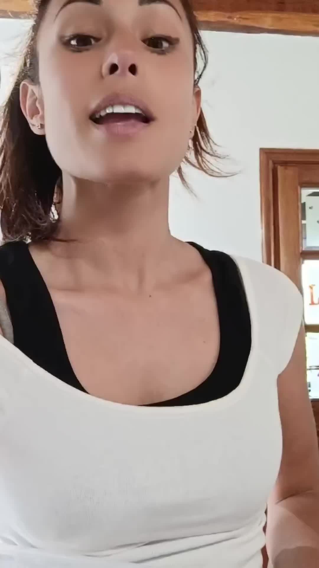 @🥰 sara 🥰
