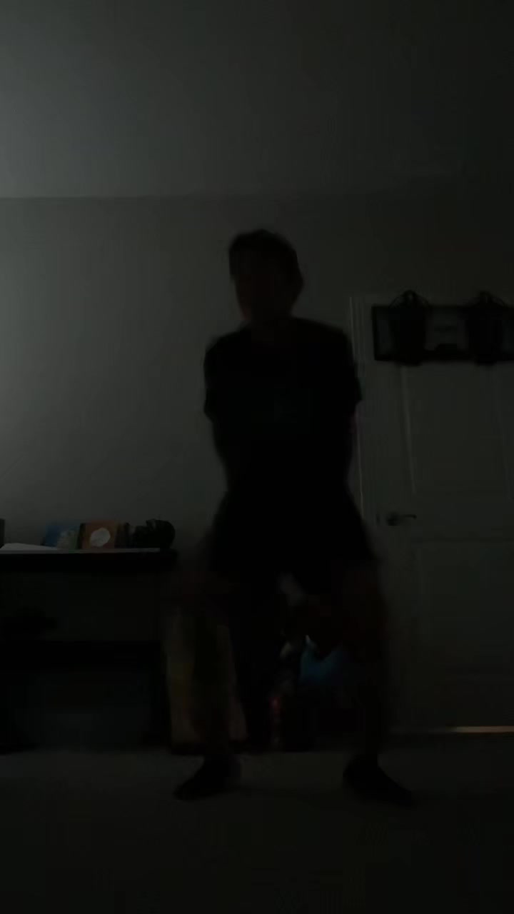 @SUP3RN0AHH