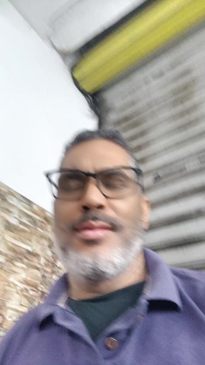@vassouras