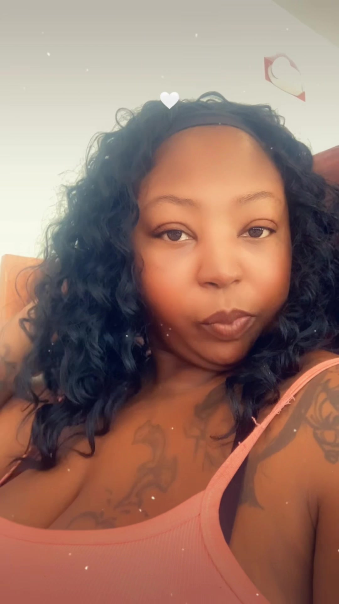 @JUICYYYTOYA