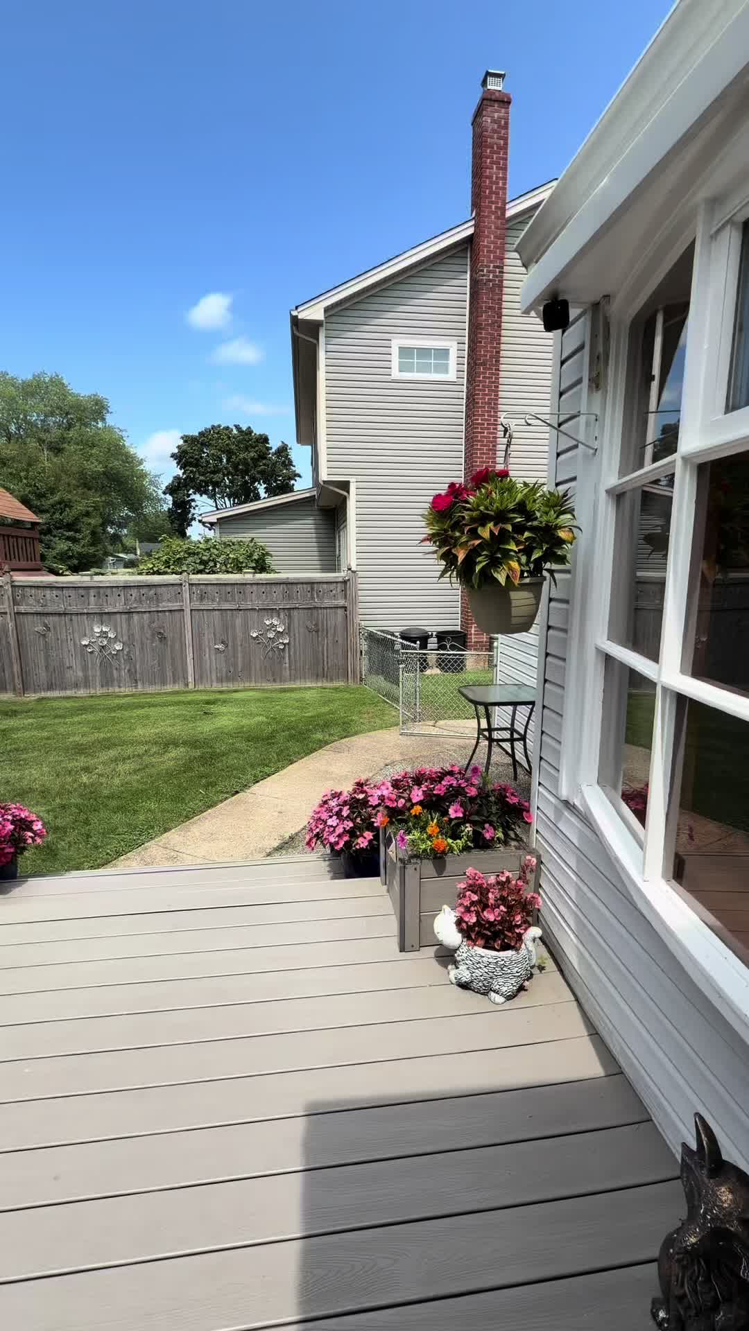 @ClosingsWithSamra