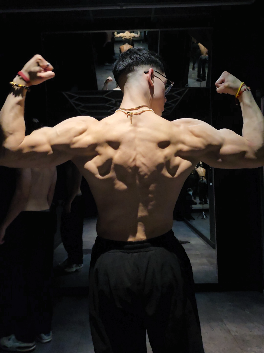 @JohnnyAestheticz