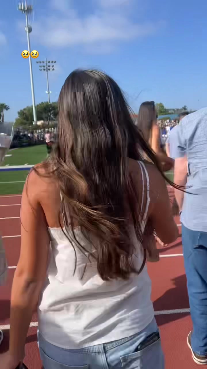 @toenail