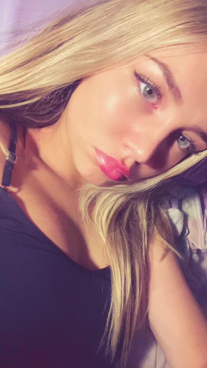 @sexyblondebarbieprincess