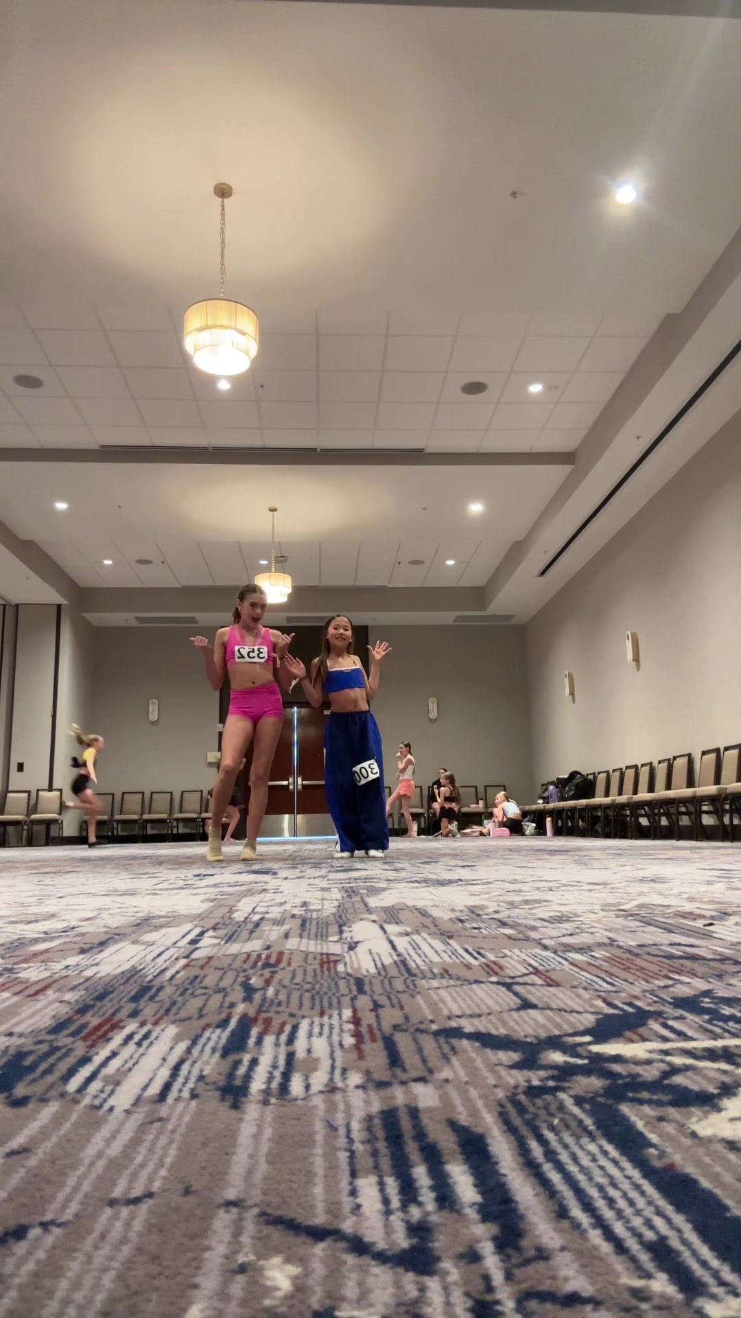 @Cam♡🤍🖤
