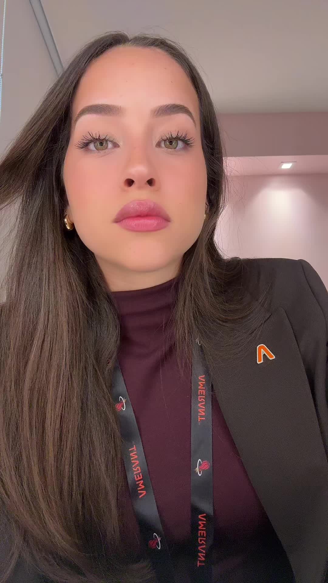 @mellmarquezz