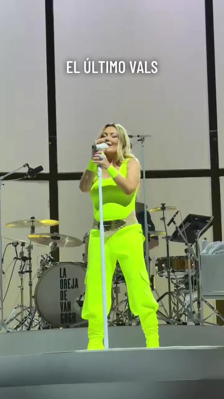 @Amaia Montero FanBase