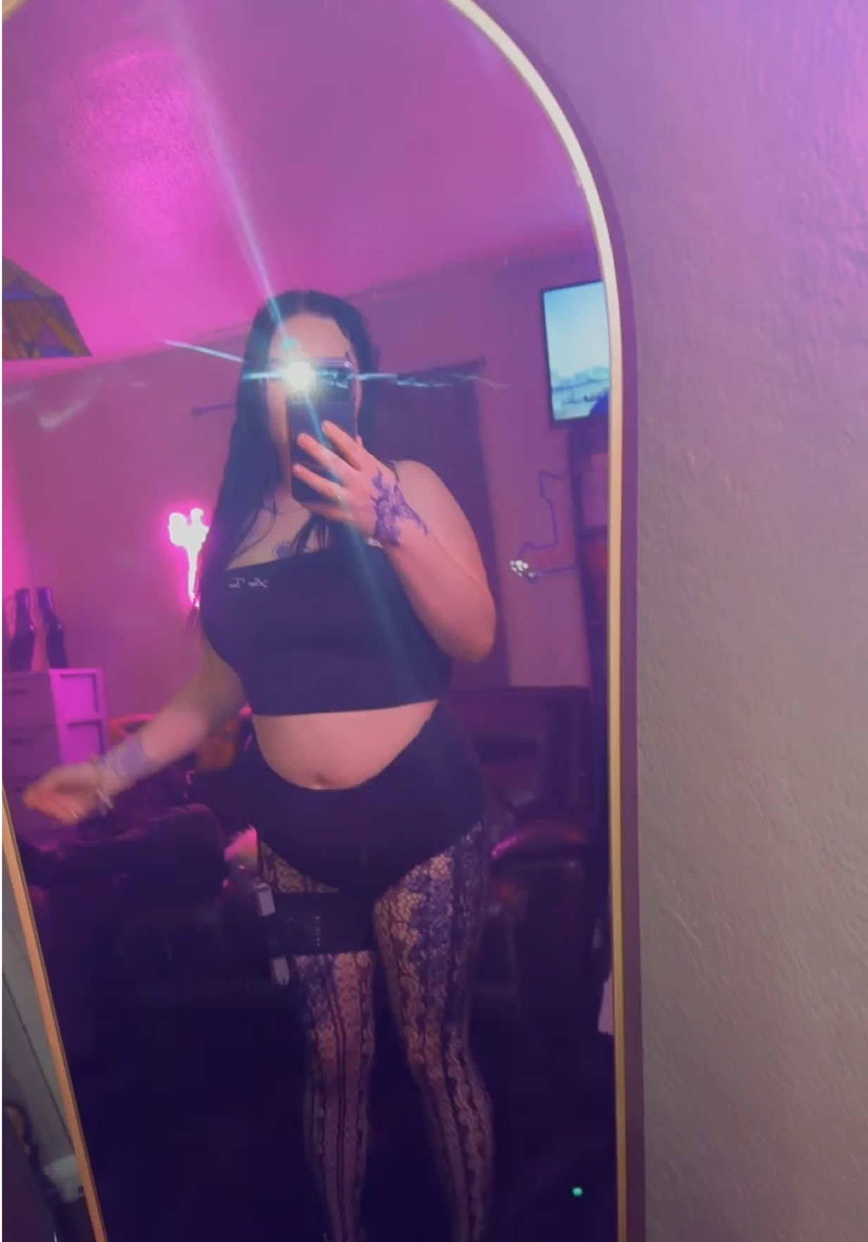 @honeylove100_
