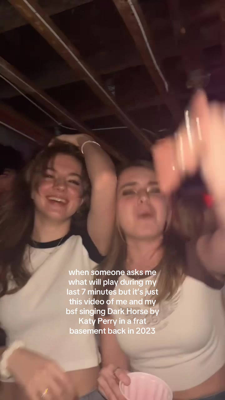 @Ava