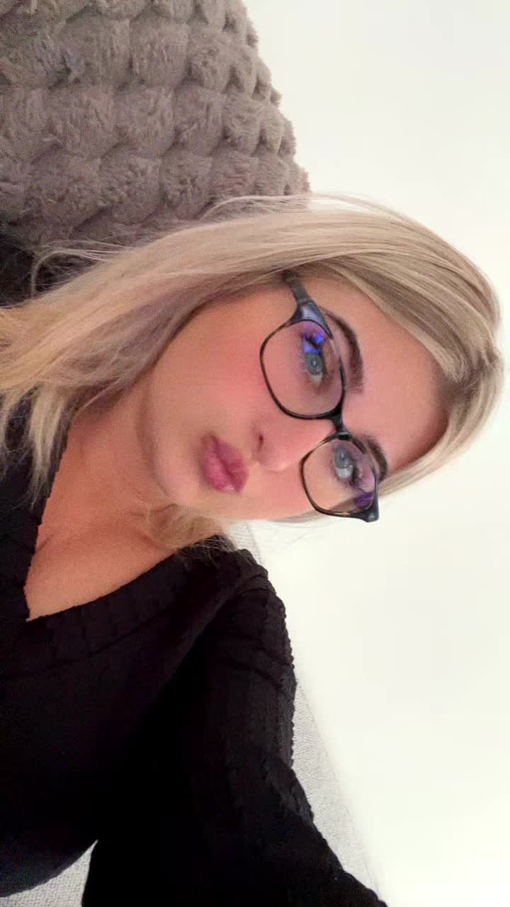 @👯🏼♀️-Amé-🦁