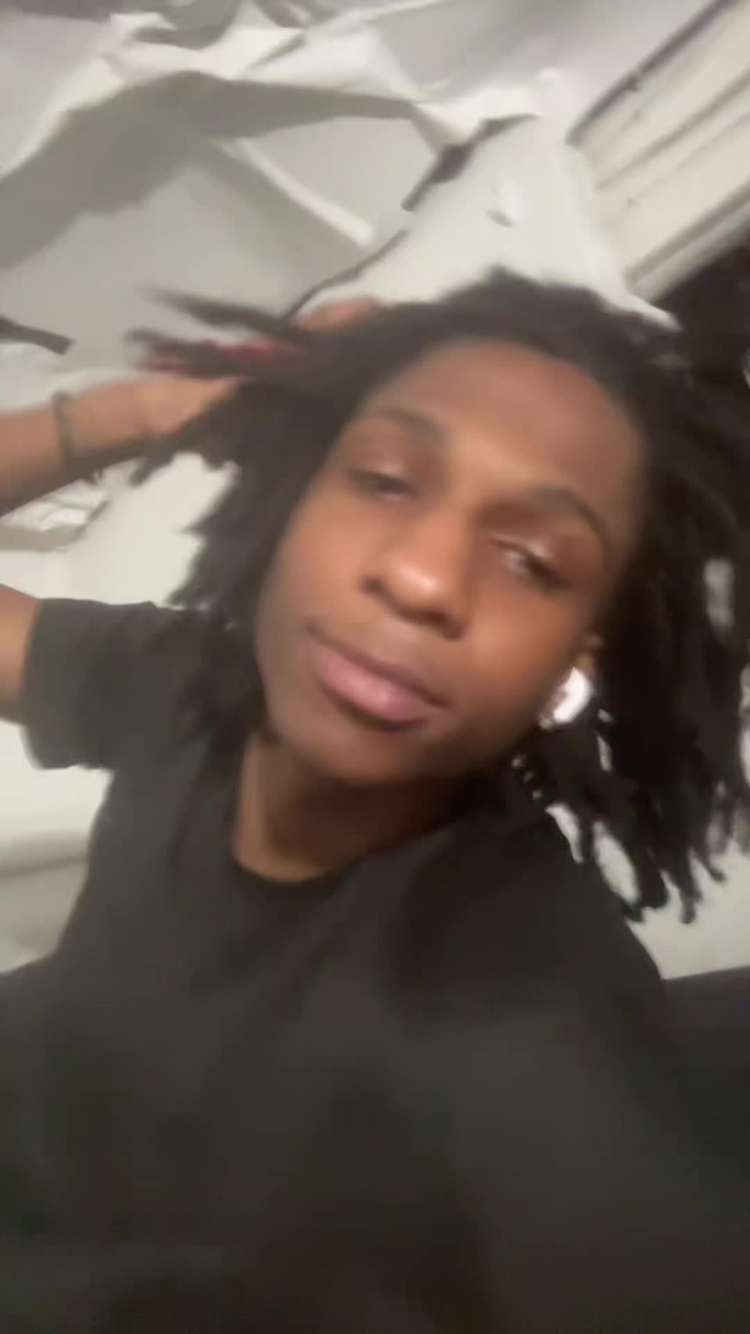 @️