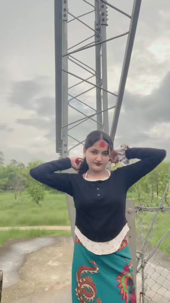 @झरना साउॅंद::::::🌷