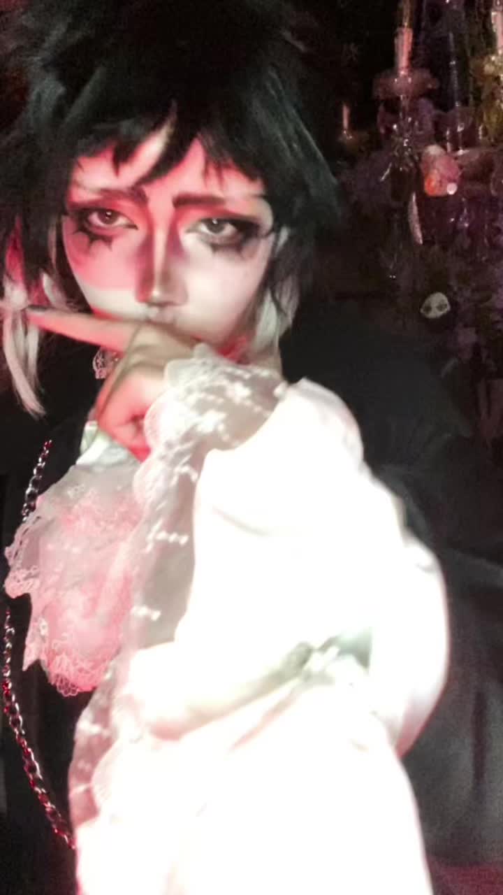 @🦝🥀𝕄𝕚𝕜𝕒🥀🦝