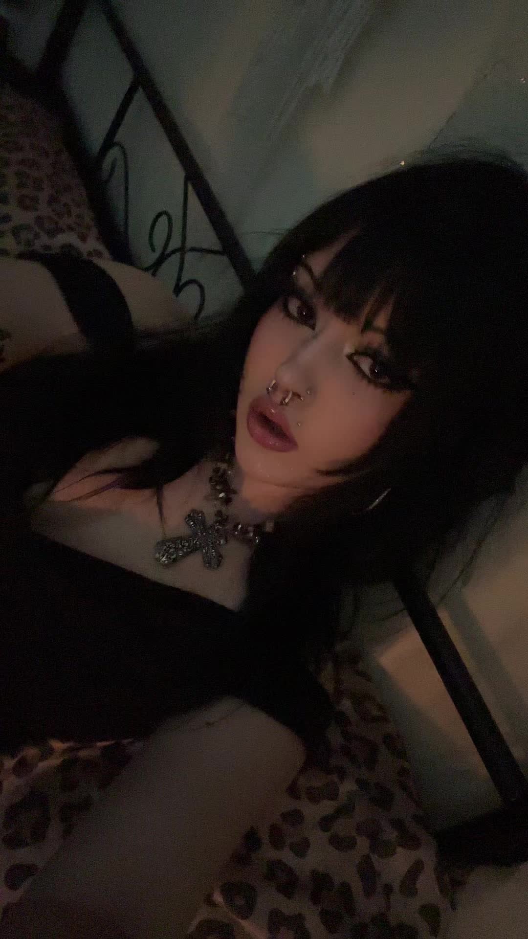@𝔐elanie 🪽🎶
