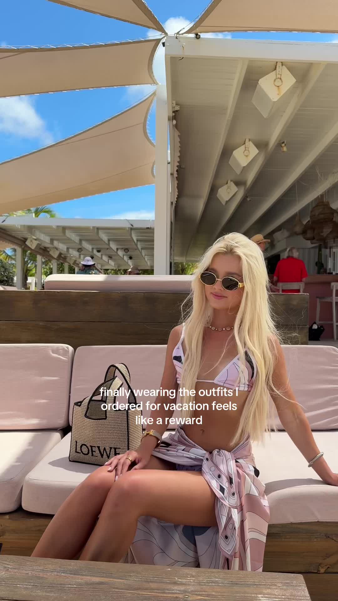 @taraalexandra_