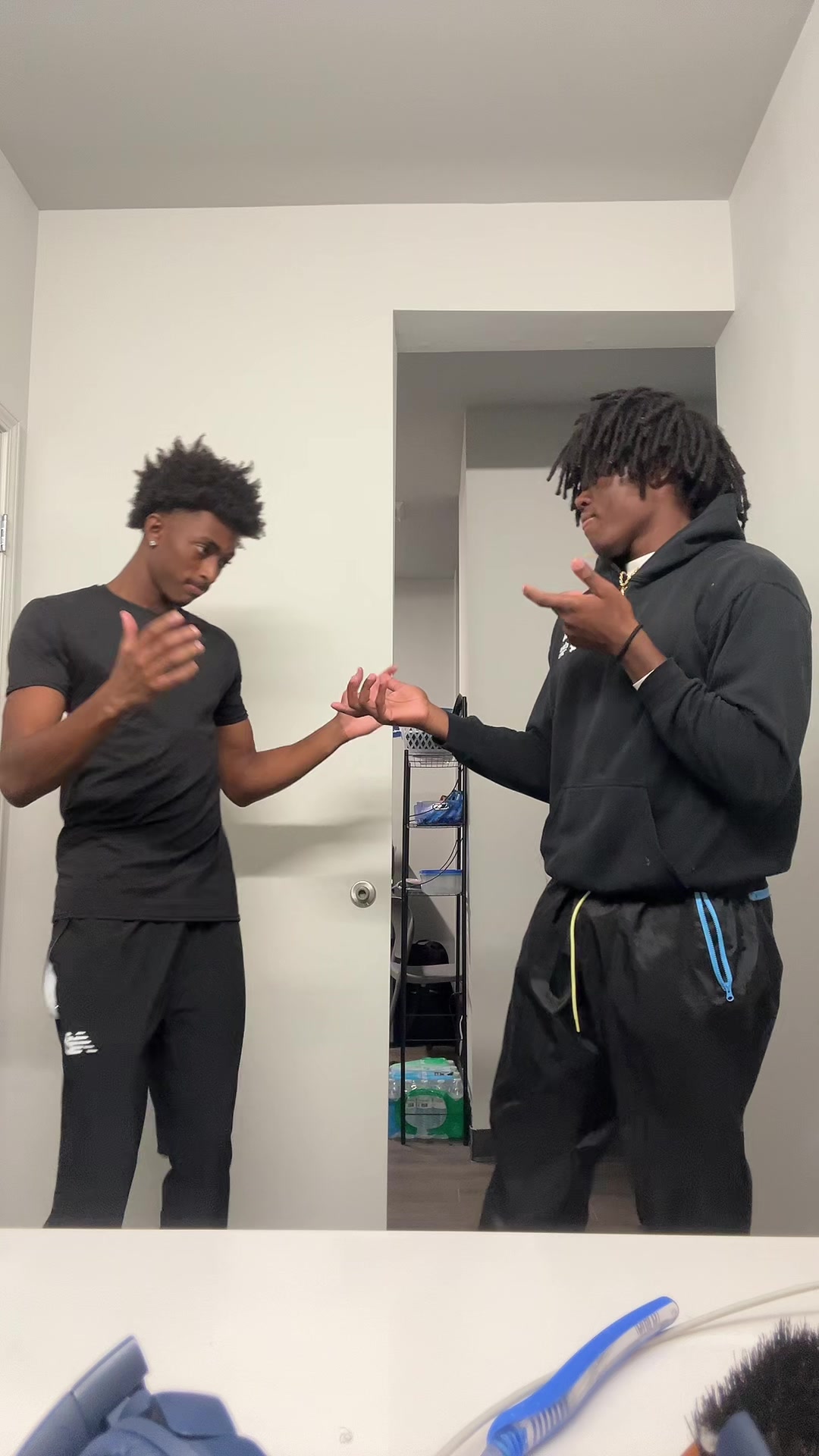 @𝓣𝓻𝓪𝓲𝓷🥷🏾