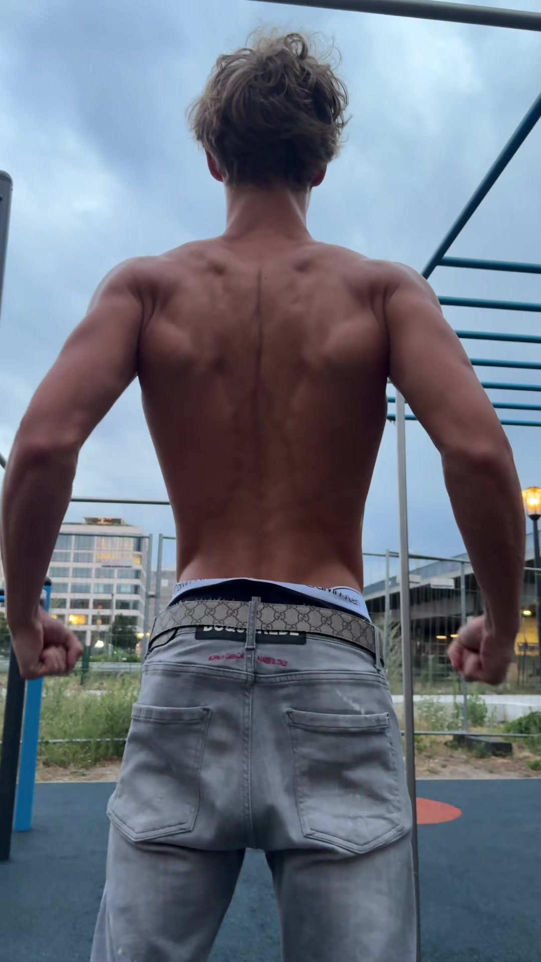 @Bela_Shredz