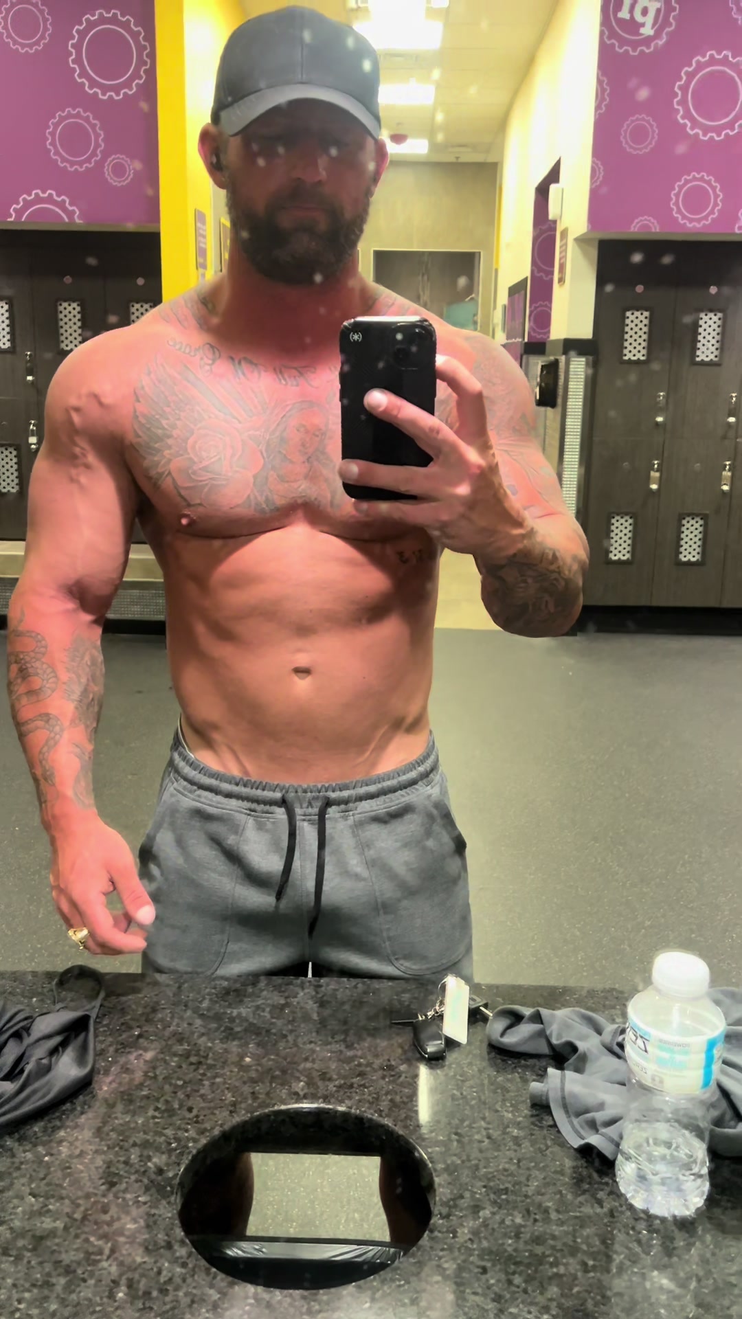 @richieswollerton