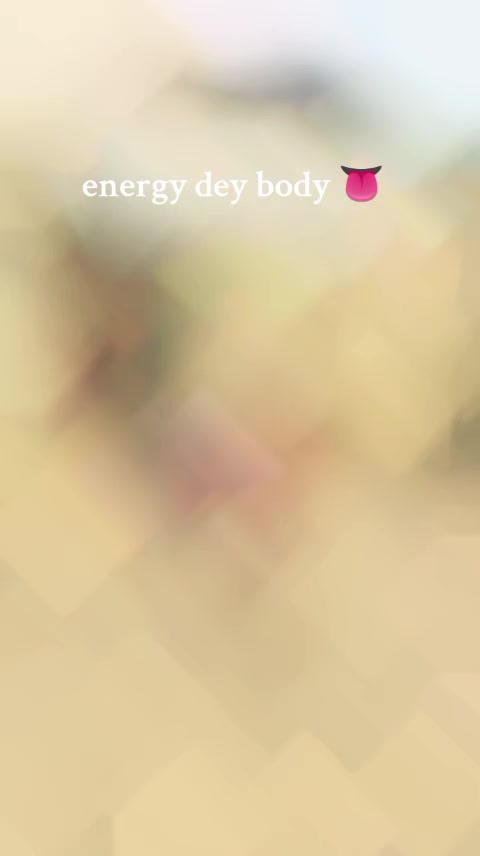 @YOUNG001