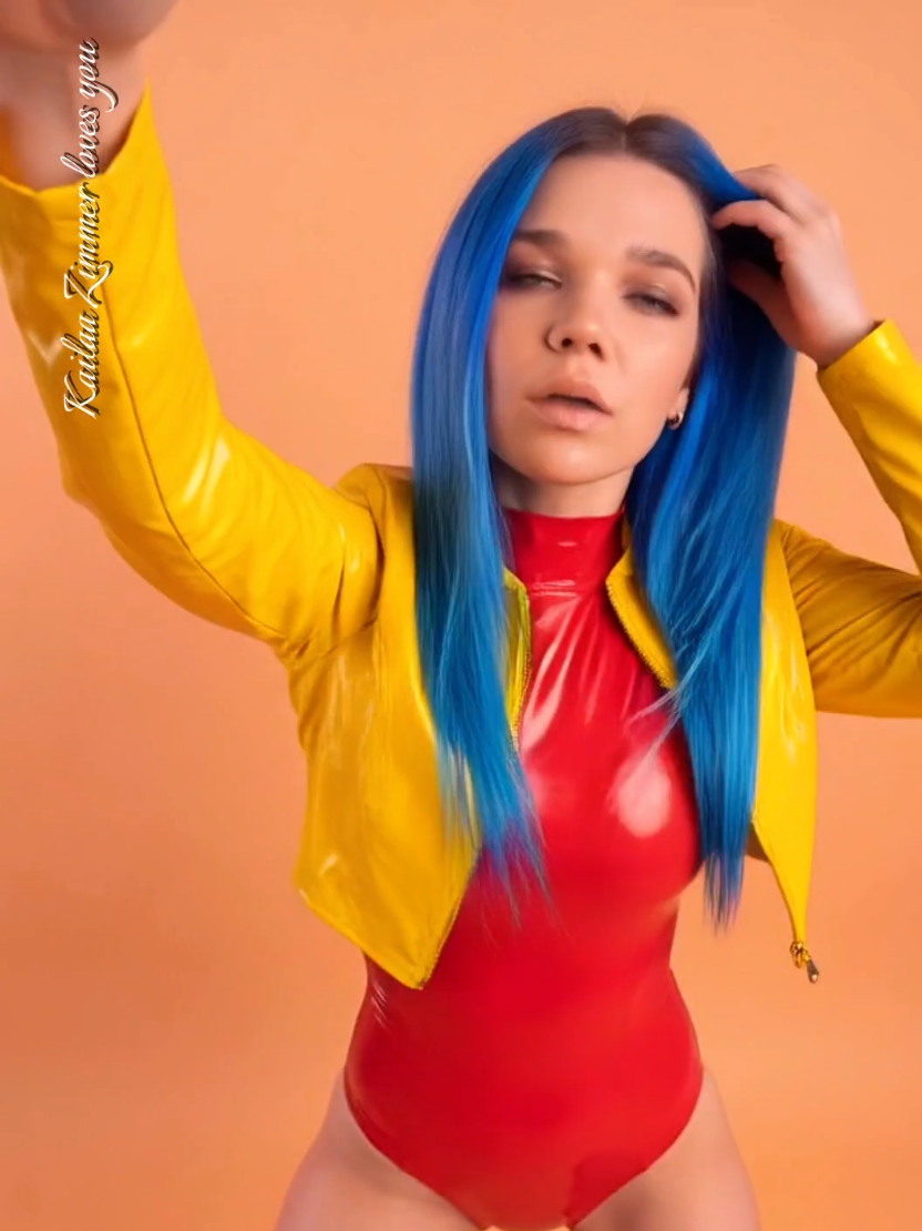 @Kailaa Zimmer "Blue"