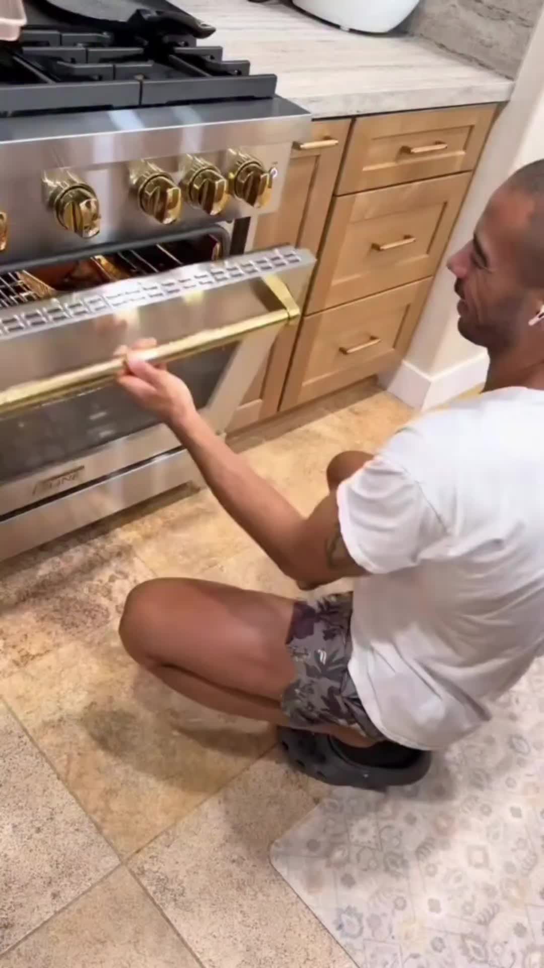 @Bigdaddyleo