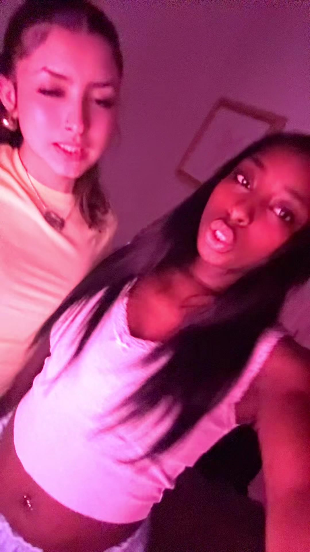 @lia<3