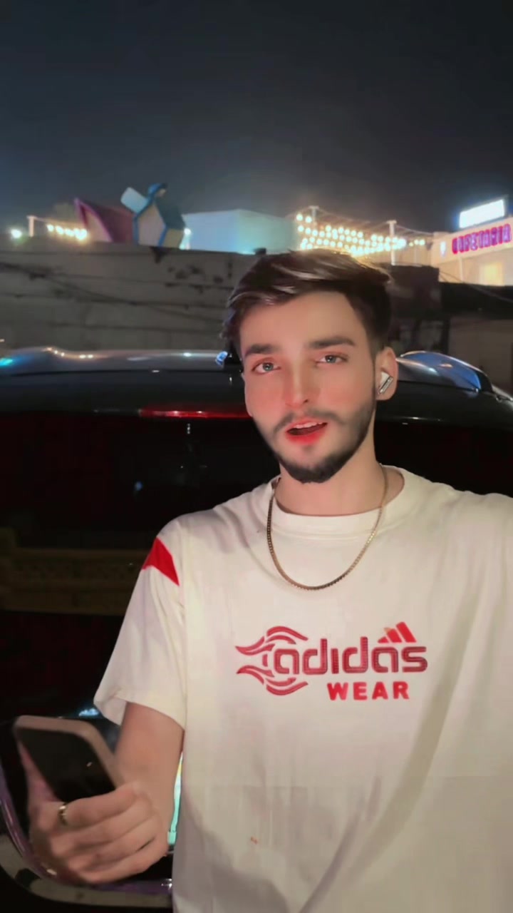 @✨&Scaron;ona\ Řajpoot👑