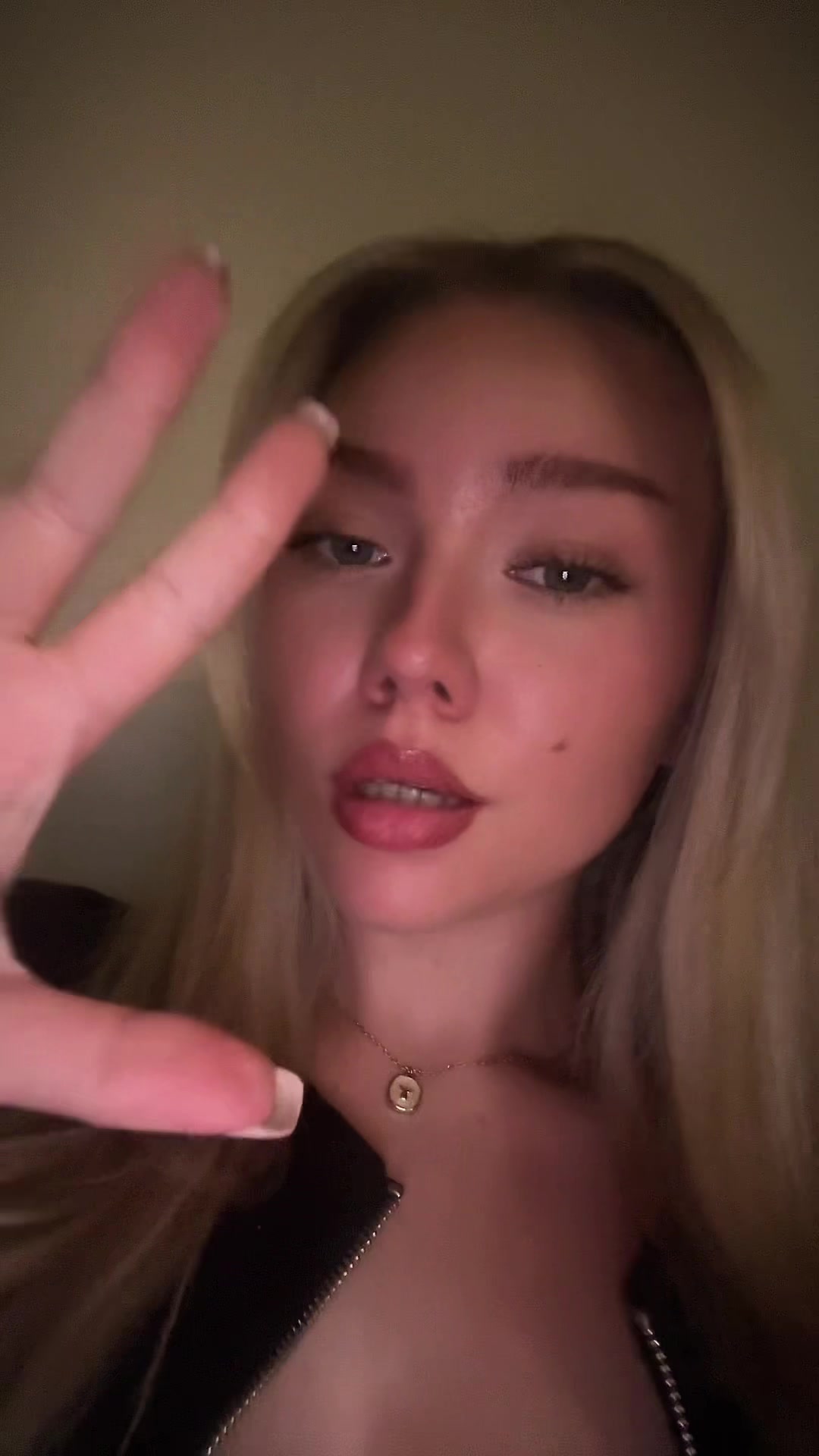 @Victoriassecretzzz