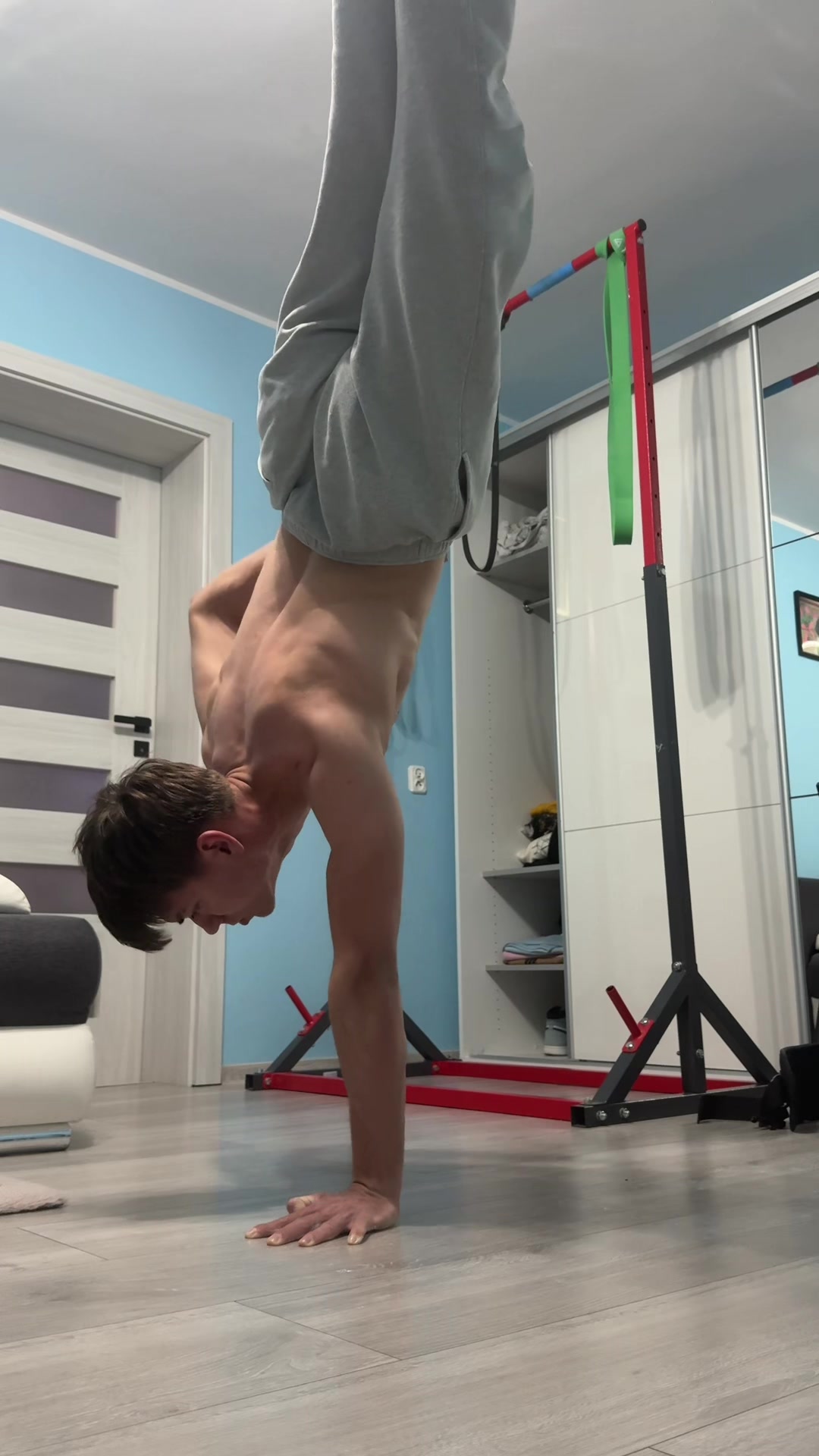 @Oskar Kucharski
