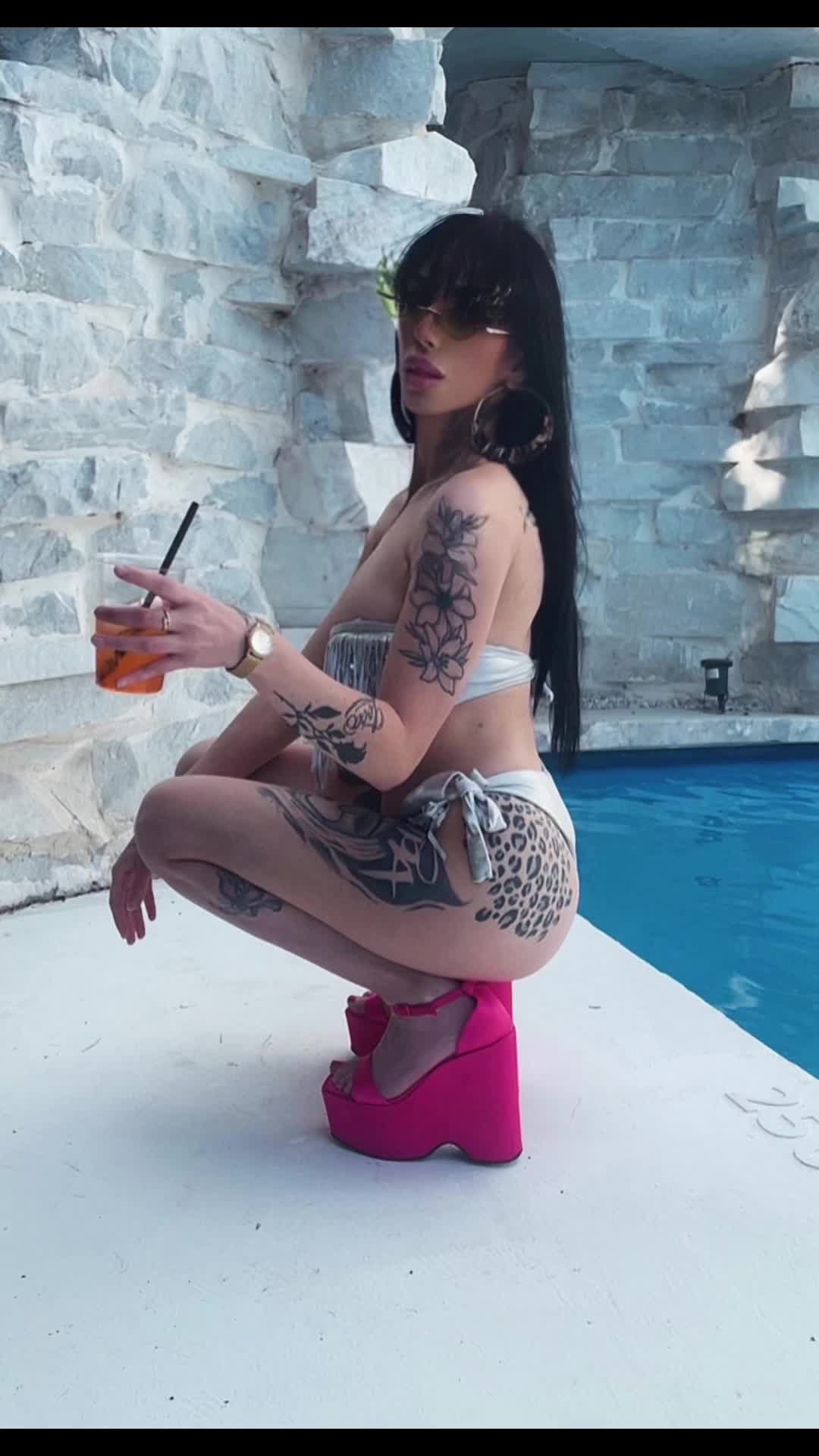 @la_pupa_mora_tatuata