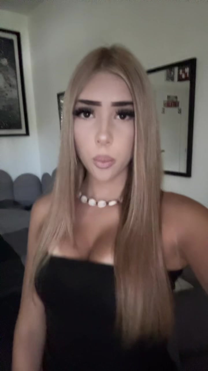 @ig_marikaa_ss