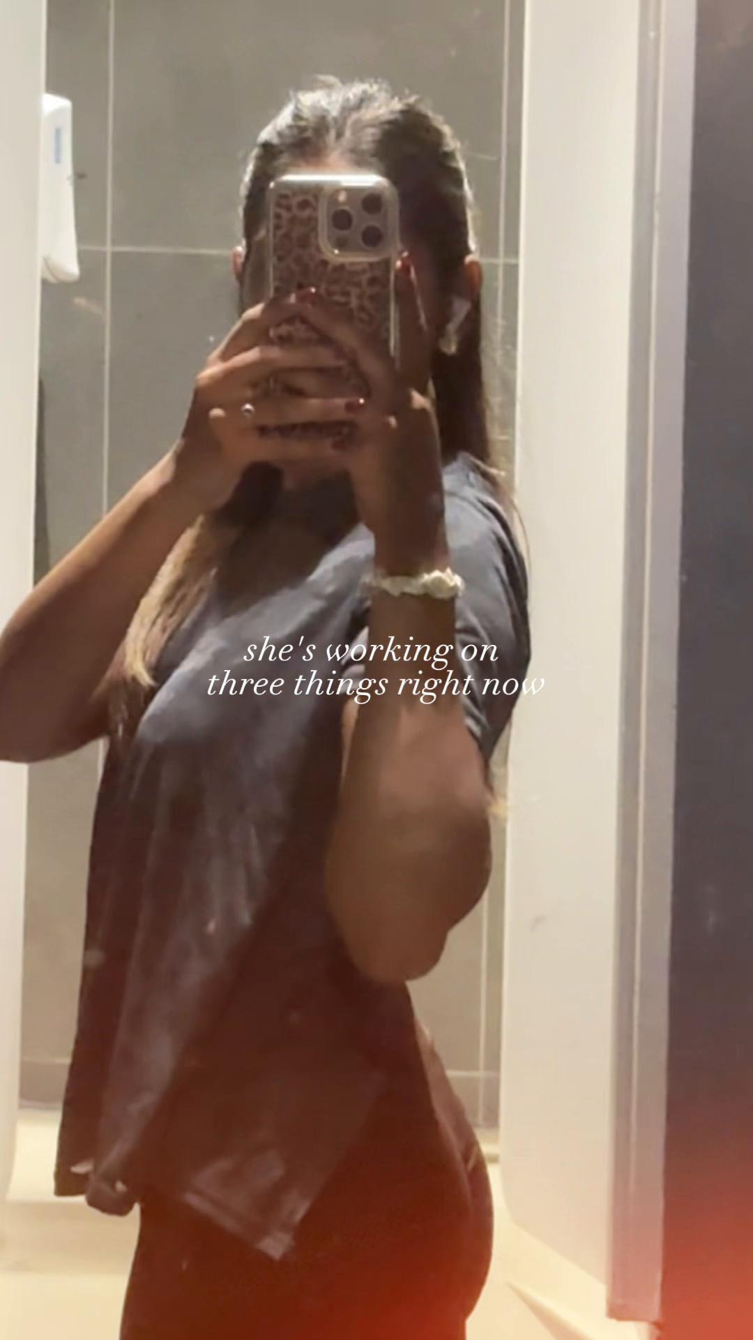 @Thasha_Gooramar