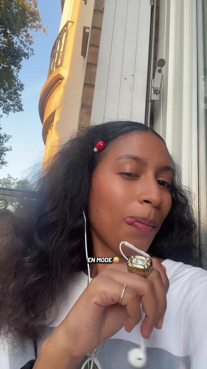 @Lalyoncé