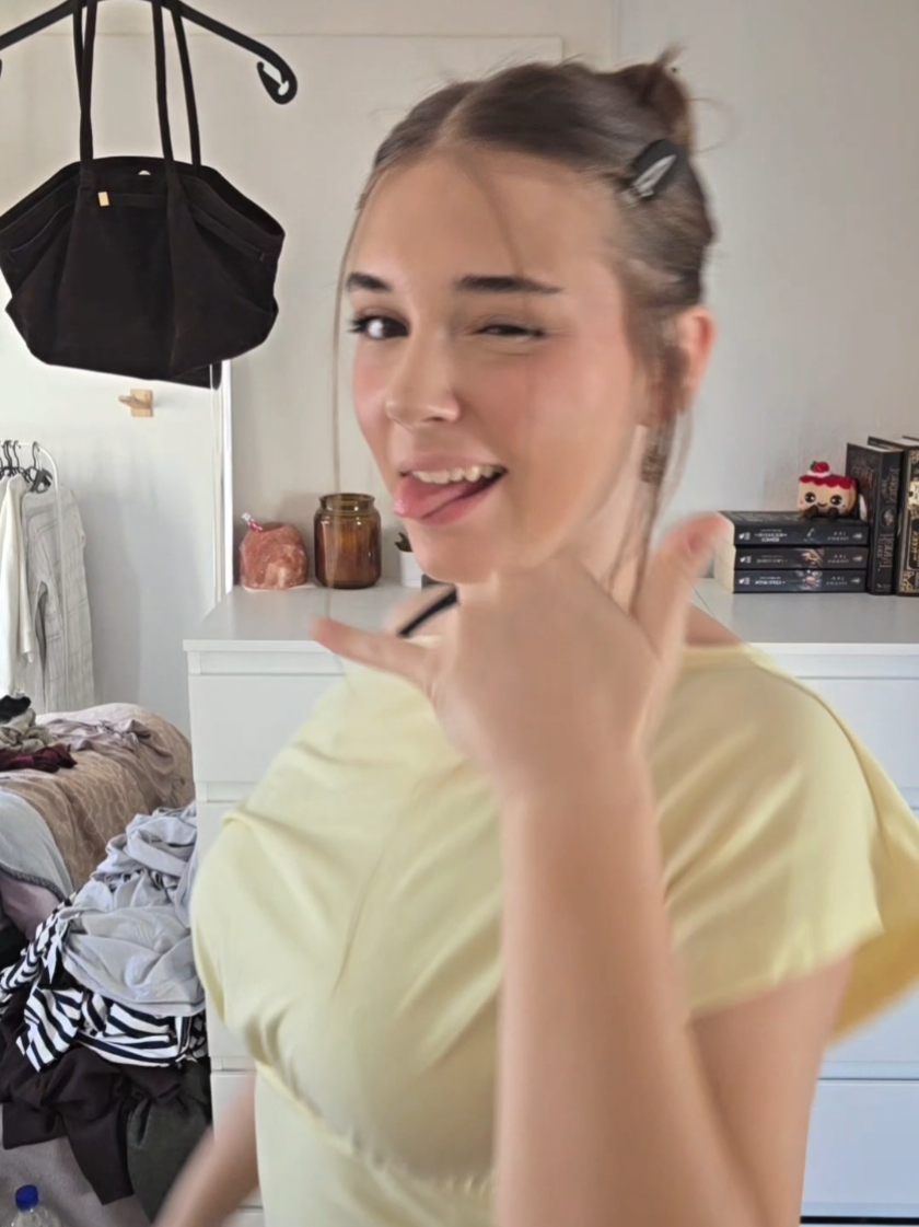 @karlotta's_diary