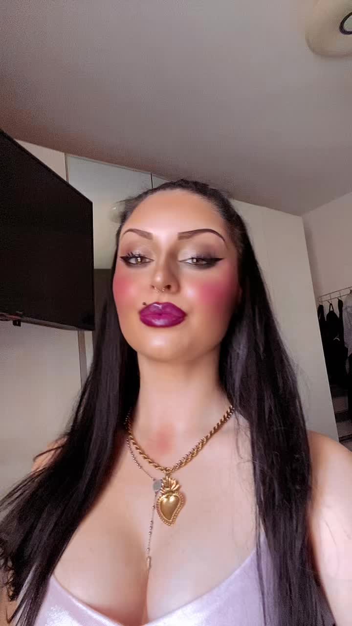 @Roxanne⚜️