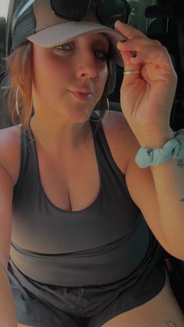 @⭐️ Danielle AKA DeE ⭐️