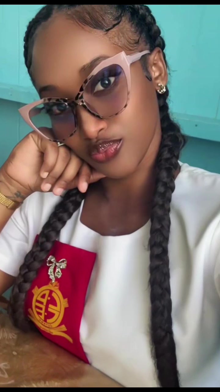 @Cìà Bæ